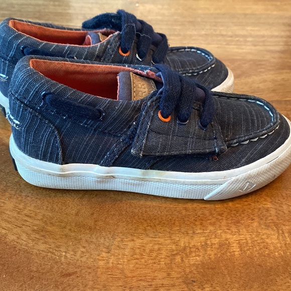 Kids shoes - Picture 2 of 4